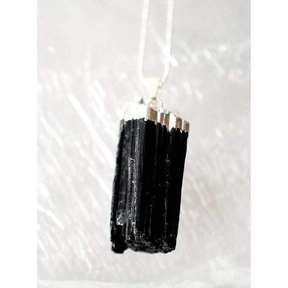 Black Tourmaline Rod Pendant Necklace /Electroplated Silver Tourmaline Gemstone - Picture 1 of 5